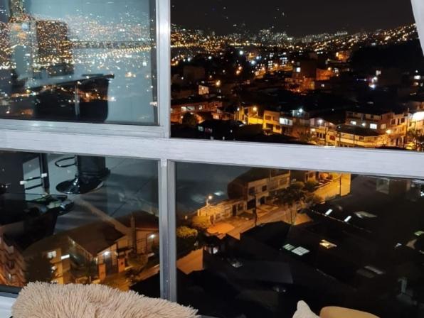 Apartamento Vistas Lindas Cerca Centro Медельин Экстерьер фото